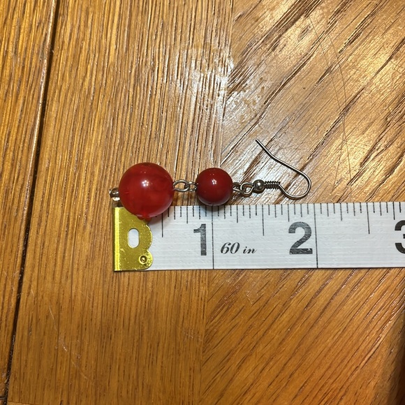 ✨ 3/$15 Red Beaded Dangle Earrings - Picture 2 of 2